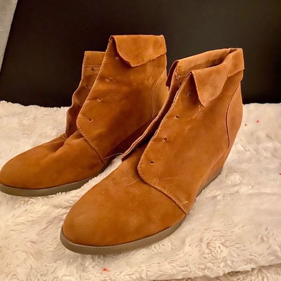 Madden Girl Dearest Wedged Bootie - Picture 2 of 5